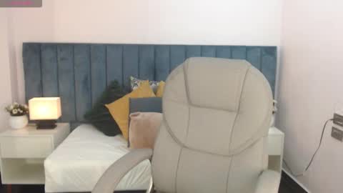 April Bunny online show from November 18, 2025, 8:57 pm