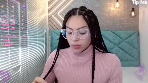 Snapshot of april_dumont chatting on March 1, 2025, 3:49 pm April online show from March 1, 2025, 3:49 pm