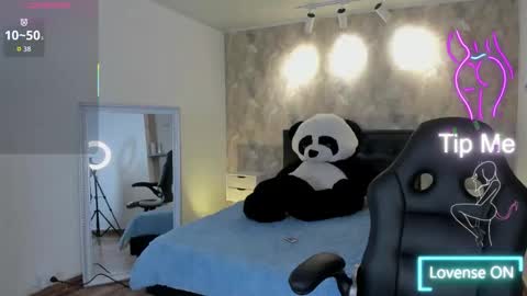 Snapshot of april_dumont chatting on September 26, 2025, 11:58 am April online show from September 26, 2025, 11:58 am