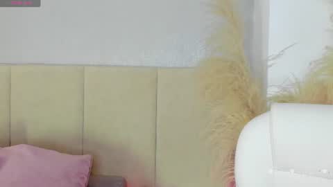Snapshot of april_ebony18_ chatting on July 4, 2026, 11:16 am April online show from July 4, 2026, 11:16 am