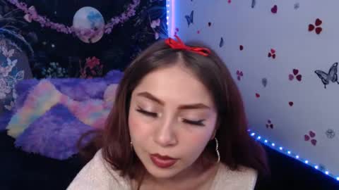 april_l6 online show from September 20, 2025, 11:28 pm