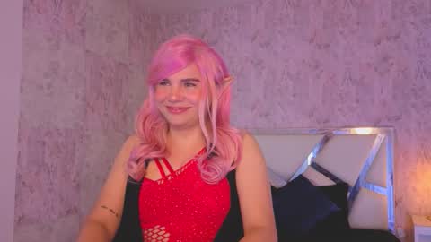 Snapshot of april_summer_ chatting on March 25, 2026, 10:05 pm Isabella online show from March 25, 2026, 10:05 pm