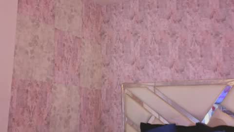 Snapshot of april_summer_ chatting on March 28, 2026, 9:47 pm Isabella online show from March 28, 2026, 9:47 pm