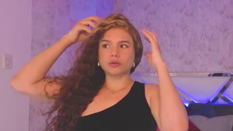 Snapshot of april_summer_ chatting on June 13, 2026, 9:13 pm Isabella online show from June 13, 2026, 9:13 pm