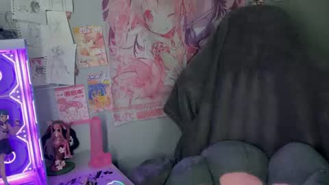 april online show from July 7, 2026, 6:23 pm