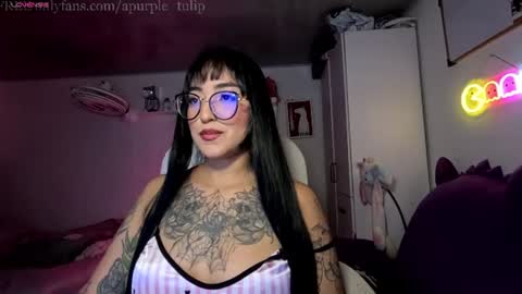 Snapshot of apurple_tulip chatting on July 16, 2026, 3:56 am online show from July 16, 2026, 3:56 am