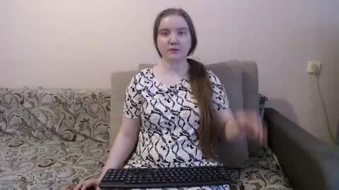 Josefin online show from March 5, 2026, 4:08 am