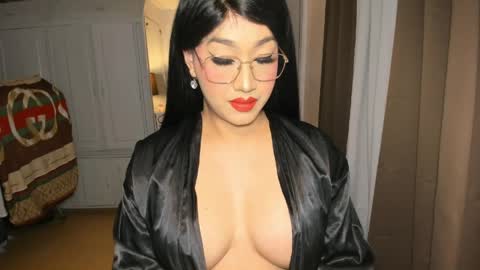 Alicia online show from April 19, 2026, 6:10 pm