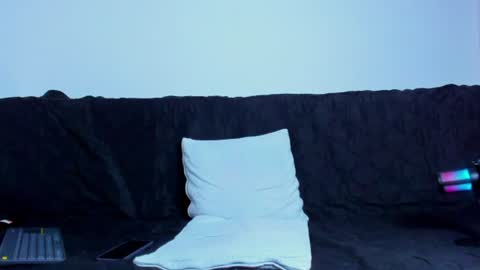 Snapshot of aquiles_elpapi chatting on July 3, 2026, 10:43 am AquilesElpapi online show from July 3, 2026, 10:43 am