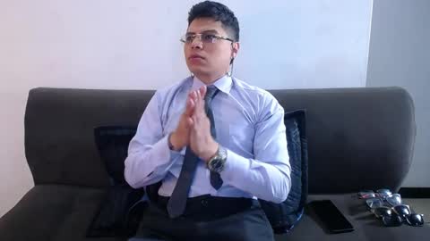 aquilestaylor online show from June 2, 2026, 12:29 pm