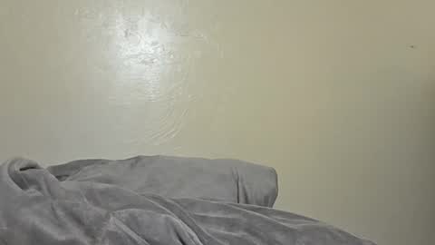 Ar13s R33 online show from June 25, 2026, 4:34 am
