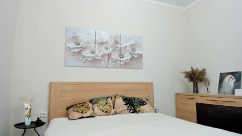 Snapshot of ar_ya18 chatting on September 27, 2025, 9:03 am Lina online show from September 27, 2025, 9:03 am