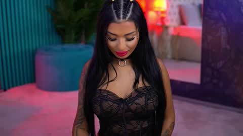 arabellaposh online show from October 4, 2025, 5:05 am