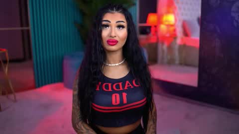 arabellaposh online show from October 12, 2025, 4:55 am