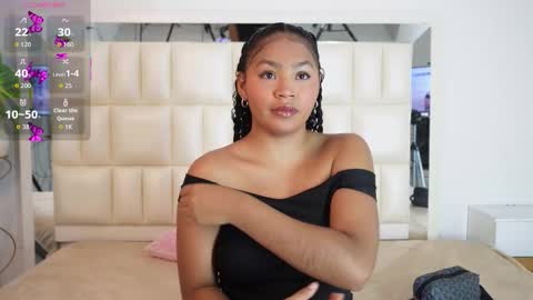 Snapshot of aradia_01 chatting on January 14, 2026, 4:18 am online show from January 14, 2026, 4:18 am