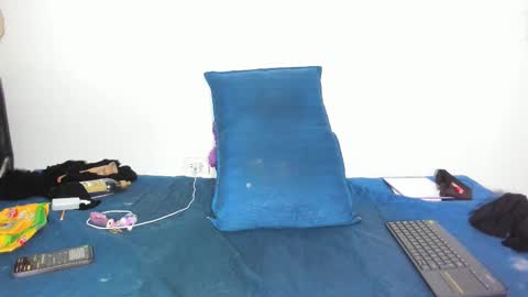 Arantza Hill online show from December 1, 2025, 8:30 am