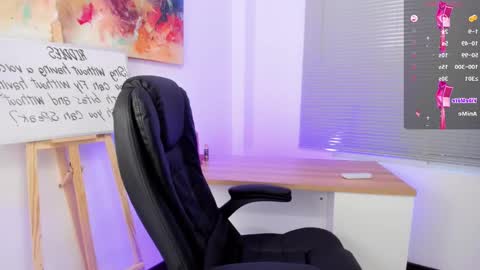 Arceluz  online show from February 6, 2025, 3:20 pm