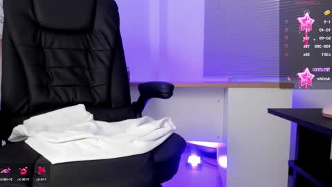 Arceluz  online show from February 6, 2025, 6:24 pm