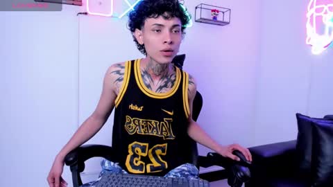 Arceluz  online show from February 8, 2025, 7:16 pm