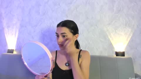    online show from October 17, 2025, 8:00 pm