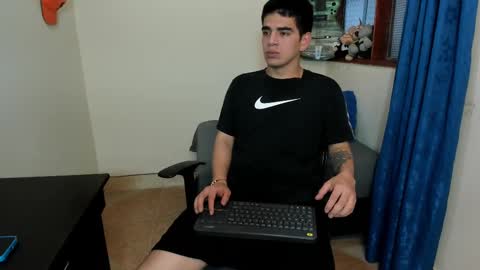 Snapshot of ares_johnsonn chatting on February 24, 2025, 12:48 pm Ares online show from February 24, 2025, 12:48 pm