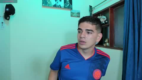 Snapshot of ares_johnsonn chatting on March 3, 2025, 9:59 pm Ares online show from March 3, 2025, 9:59 pm