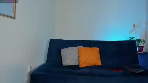 Snapshot of ares_johnsonn chatting on September 10, 2025, 2:39 pm Ares online show from September 10, 2025, 2:39 pm