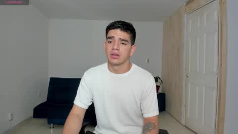 Snapshot of ares_johnsonn chatting on September 15, 2025, 12:16 pm Ares online show from September 15, 2025, 12:16 pm