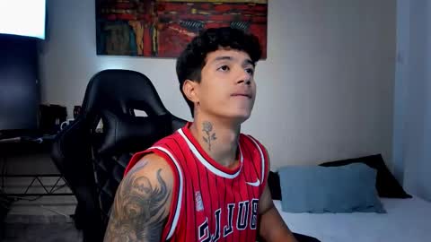 aress444 online show from December 22, 2025, 11:13 pm