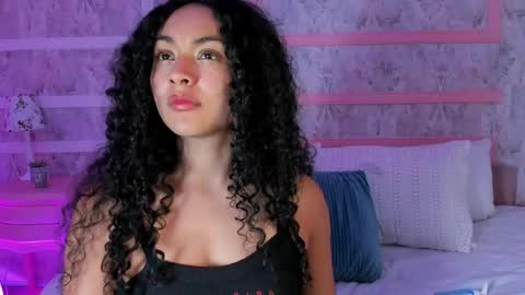 Snapshot of arhii_khay chatting on April 25, 2026, 1:41 pm Ari online show from April 25, 2026, 1:41 pm