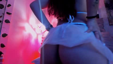 Snapshot of ari_baker chatting on January 13, 2025, 9:31 pm Arianna Baker online show from January 13, 2025, 9:31 pm