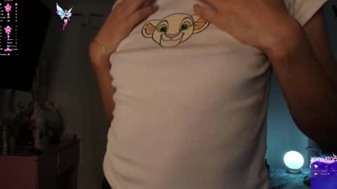 Snapshot of ari_sweet1 chatting on December 18, 2024, 5:48 am Ari online show from December 18, 2024, 5:48 am