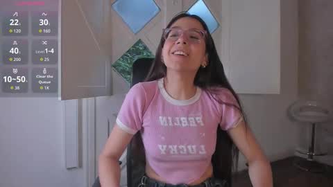 Ari Wilde online show from March 3, 2026, 12:00 pm