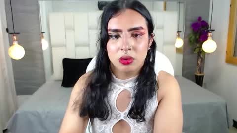 Snapshot of aria07_ chatting on February 28, 2025, 3:37 pm Ari online show from February 28, 2025, 3:37 pm