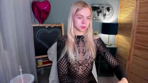 Snapshot of aria69stars chatting on September 21, 2025, 8:49 am aria69stars online show from September 21, 2025, 8:49 am