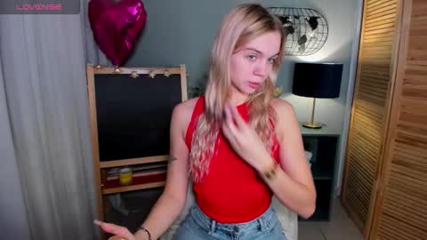 Snapshot of aria69stars chatting on October 19, 2025, 9:43 am aria69stars online show from October 19, 2025, 9:43 am