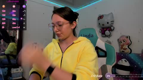 Snapshot of aria_alaia chatting on January 9, 2025, 1:29 am Linda online show from January 9, 2025, 1:29 am