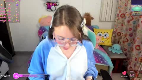 Snapshot of aria_alaia chatting on January 31, 2025, 1:54 am Linda online show from January 31, 2025, 1:54 am