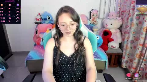 Linda online show from November 21, 2025, 2:32 am