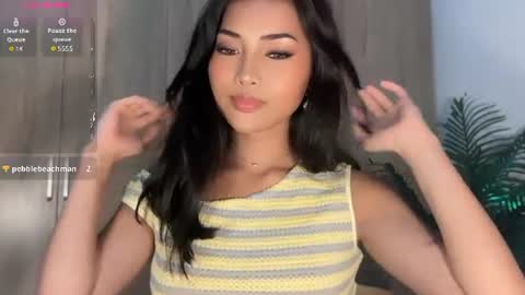 Snapshot of aria_cinco7251 chatting on July 8, 2026, 7:29 pm Bridget spring online show from July 8, 2026, 7:29 pm