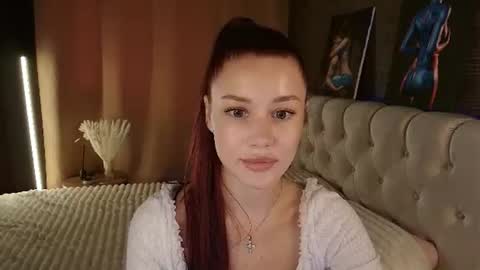 aria_mila online show from July 3, 2026, 7:04 am