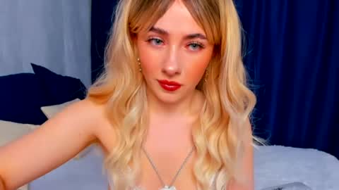 aria_montclair online show from April 19, 2026, 5:07 am