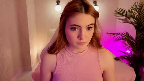 Snapshot of ariabishop chatting on November 20, 2025, 8:47 am Daniela online show from November 20, 2025, 8:47 am