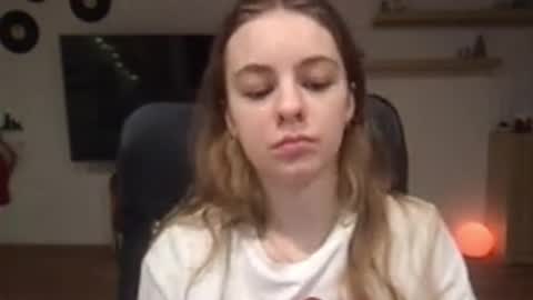 Snapshot of ariacreazy chatting on December 6, 2024, 9:13 pm AriaCreazy online show from December 6, 2024, 9:13 pm