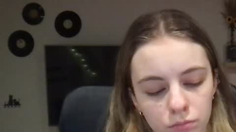 Snapshot of ariacreazy chatting on March 3, 2025, 9:37 pm AriaCreazy online show from March 3, 2025, 9:37 pm