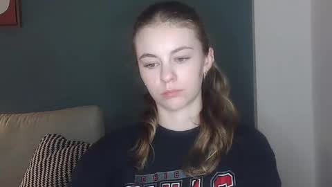 Snapshot of ariacreazy chatting on September 29, 2025, 8:35 pm AriaCreazy online show from September 29, 2025, 8:35 pm