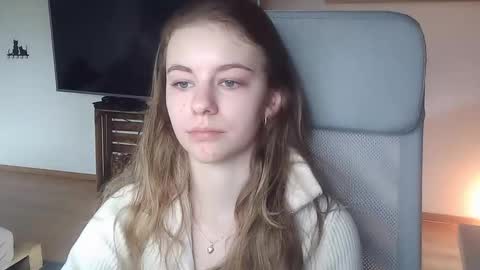 Snapshot of ariacreazy chatting on October 27, 2025, 9:24 am AriaCreazy online show from October 27, 2025, 9:24 am