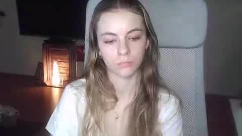 Snapshot of ariacreazy chatting on January 13, 2026, 9:31 pm AriaCreazy online show from January 13, 2026, 9:31 pm