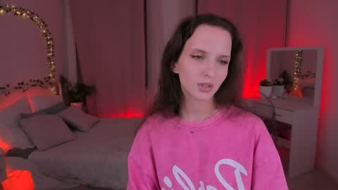 Snapshot of ariadna_s chatting on January 12, 2025, 10:33 pm Ariadna online show from January 12, 2025, 10:33 pm