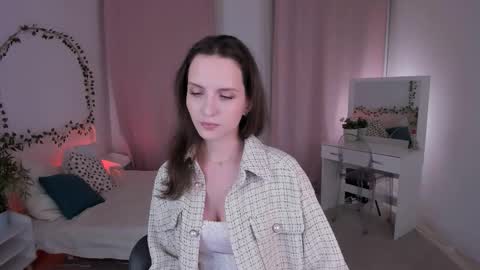 Snapshot of ariadna_s chatting on September 20, 2025, 1:12 pm Ariadna online show from September 20, 2025, 1:12 pm